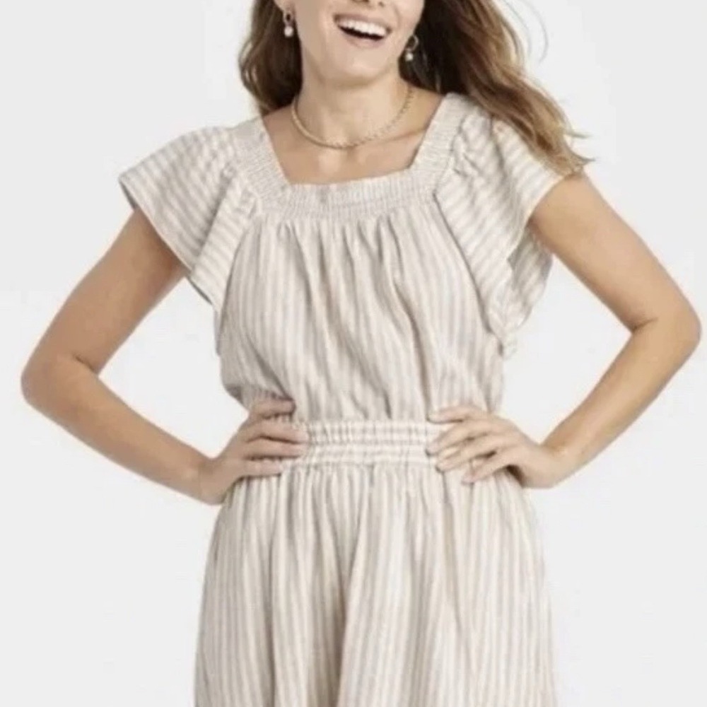 A New Day Ruffle Short Sleeve Smocked Blouse Size L Cream Stripe Linen Blend NWT